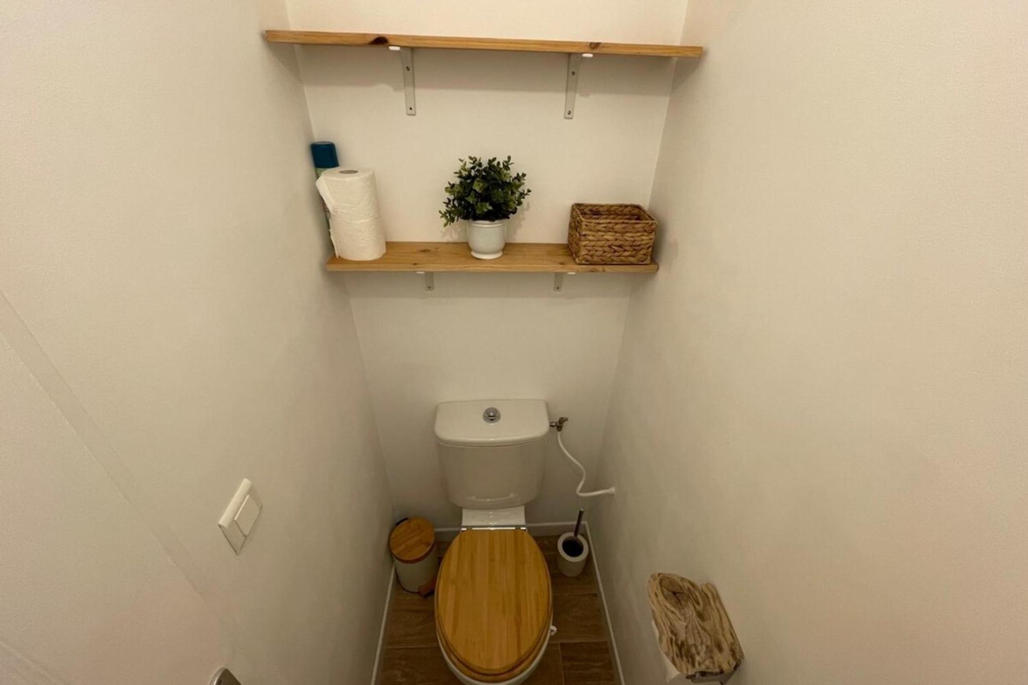 Charming Air-Conditioned One-Bedroom 150M From Cavaliere Beach Льо Лаванду Екстериор снимка